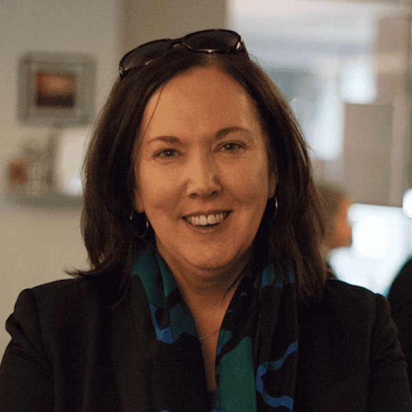 Jeannette Manifold headshot